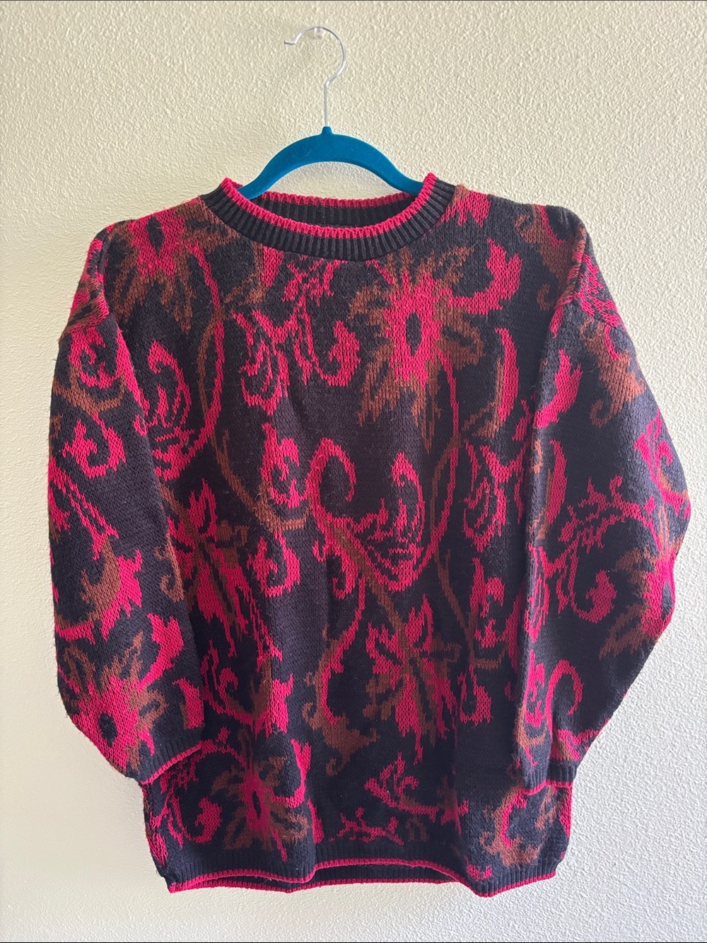 Vintage 90s USA Baroque Tapestry Sweater Black Red Floral L